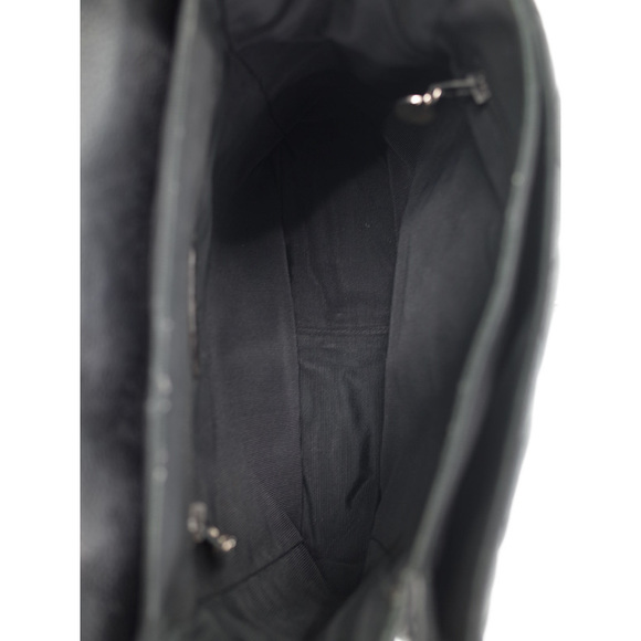 Chanel Matelasse Shoulder Bag Black - Picture 3 of 9